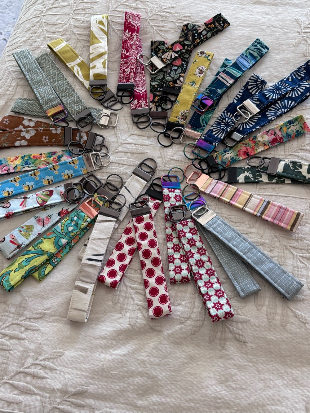 NWT WRISTLET KEY FOB & BAG CHARM